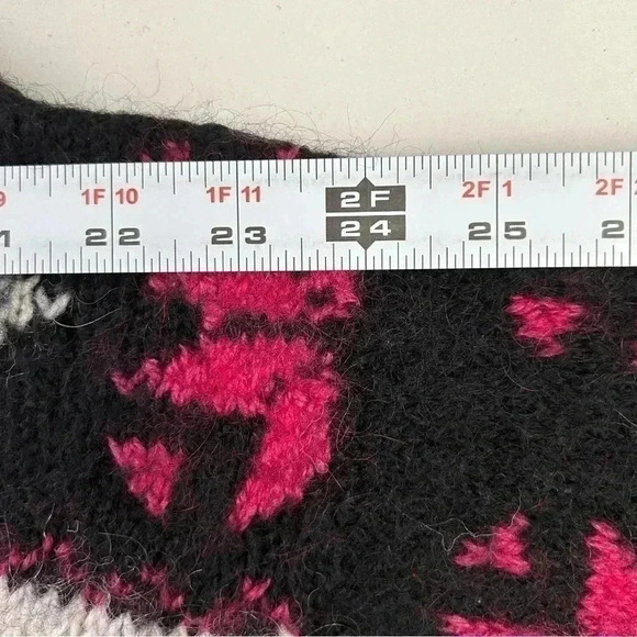 Handmade Knit Wool Sweater Fair Isle Cropped Cowl Neck Black White Pink Small - Picture 10 of 15